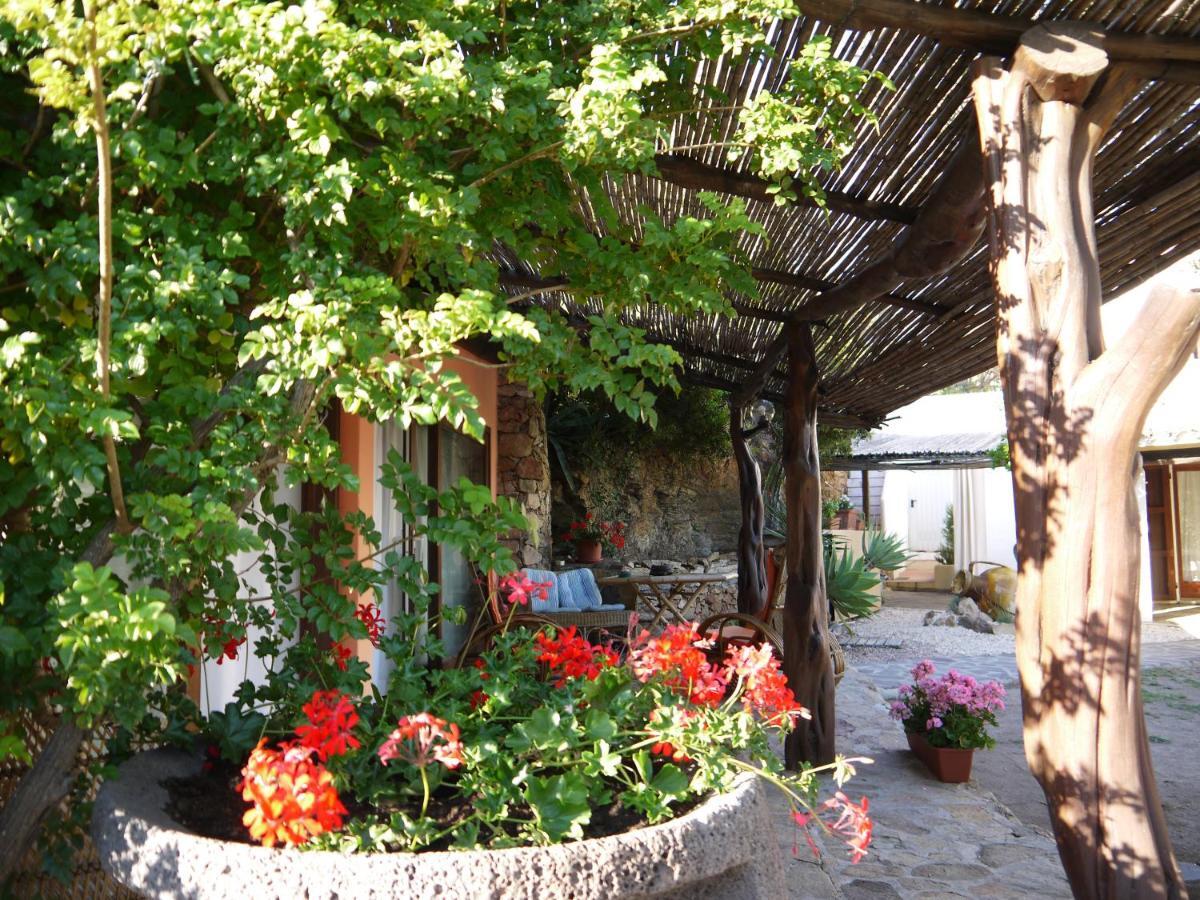 Hôtel Casa Arancio à Olbia Extérieur photo